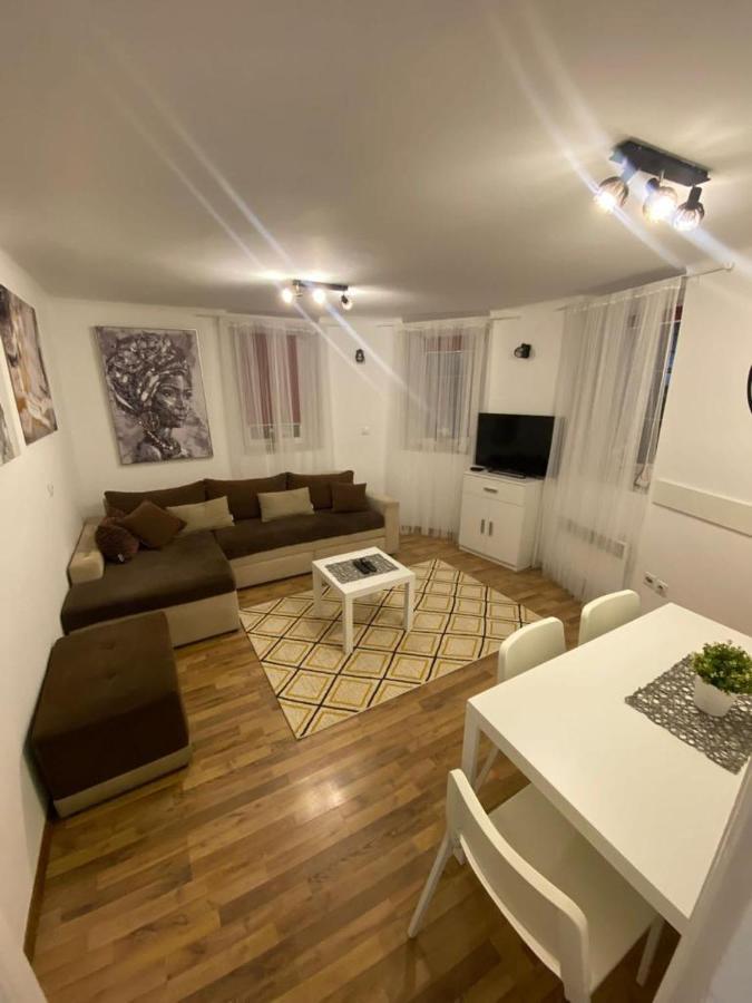 Lana Apartman Belgrade Extérieur photo