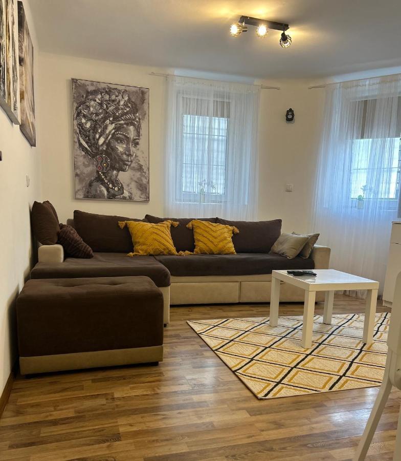 Lana Apartman Belgrade Extérieur photo